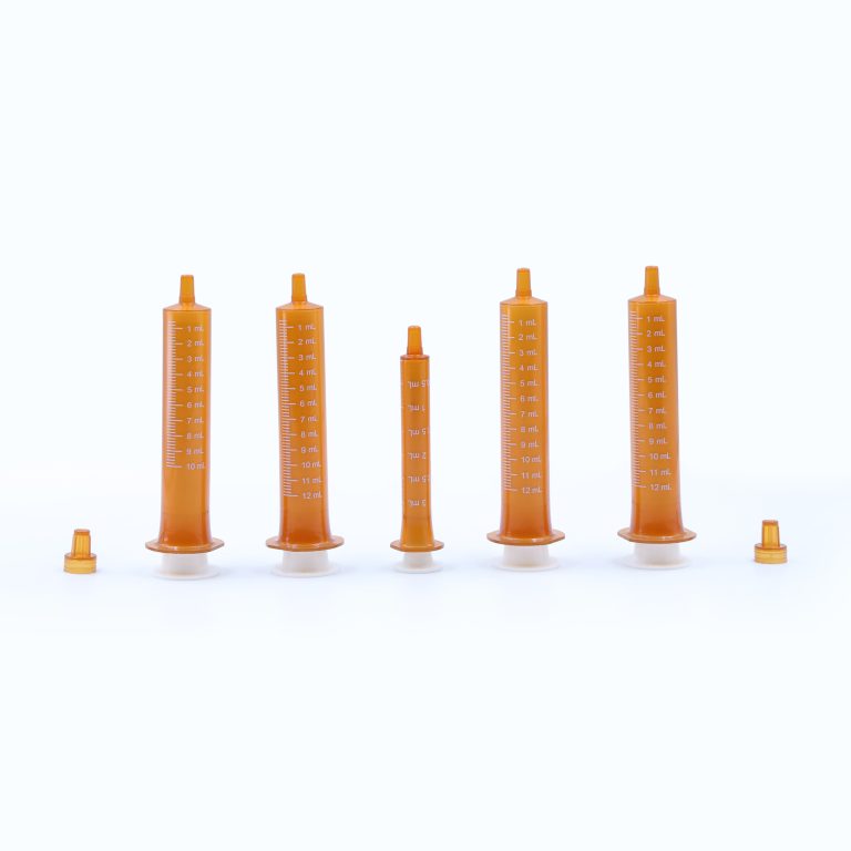 Oral injection syringe CareTip Amber